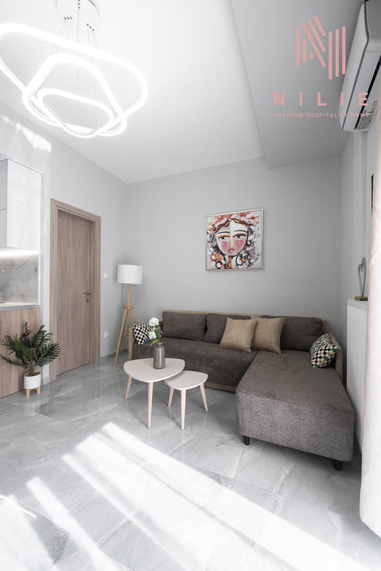 Soleggiato, Nilie Hospitality Mgmt